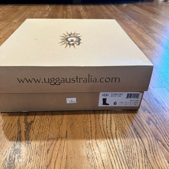 Ugg Classic Tall Boots Chocolate - Picture 10 of 10